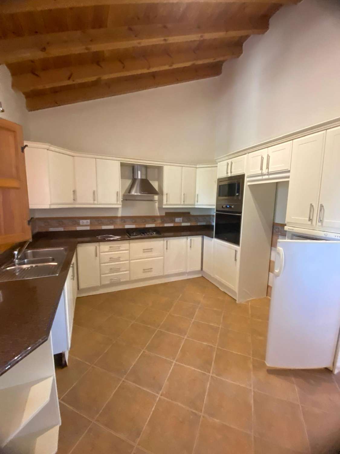 Impresionante villa con piscina y terreno en Vélez Blanco