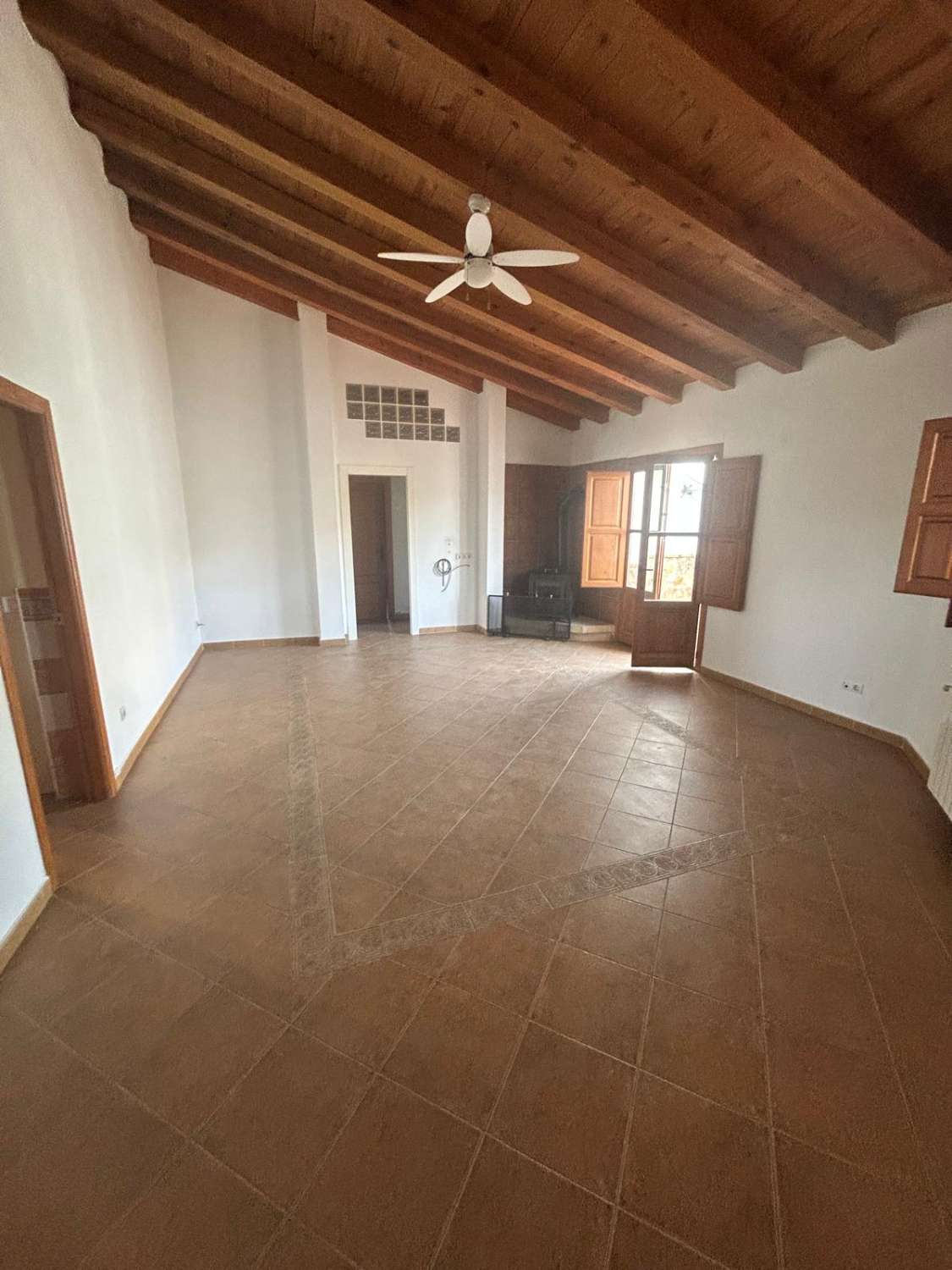 Impresionante villa con piscina y terreno en Vélez Blanco