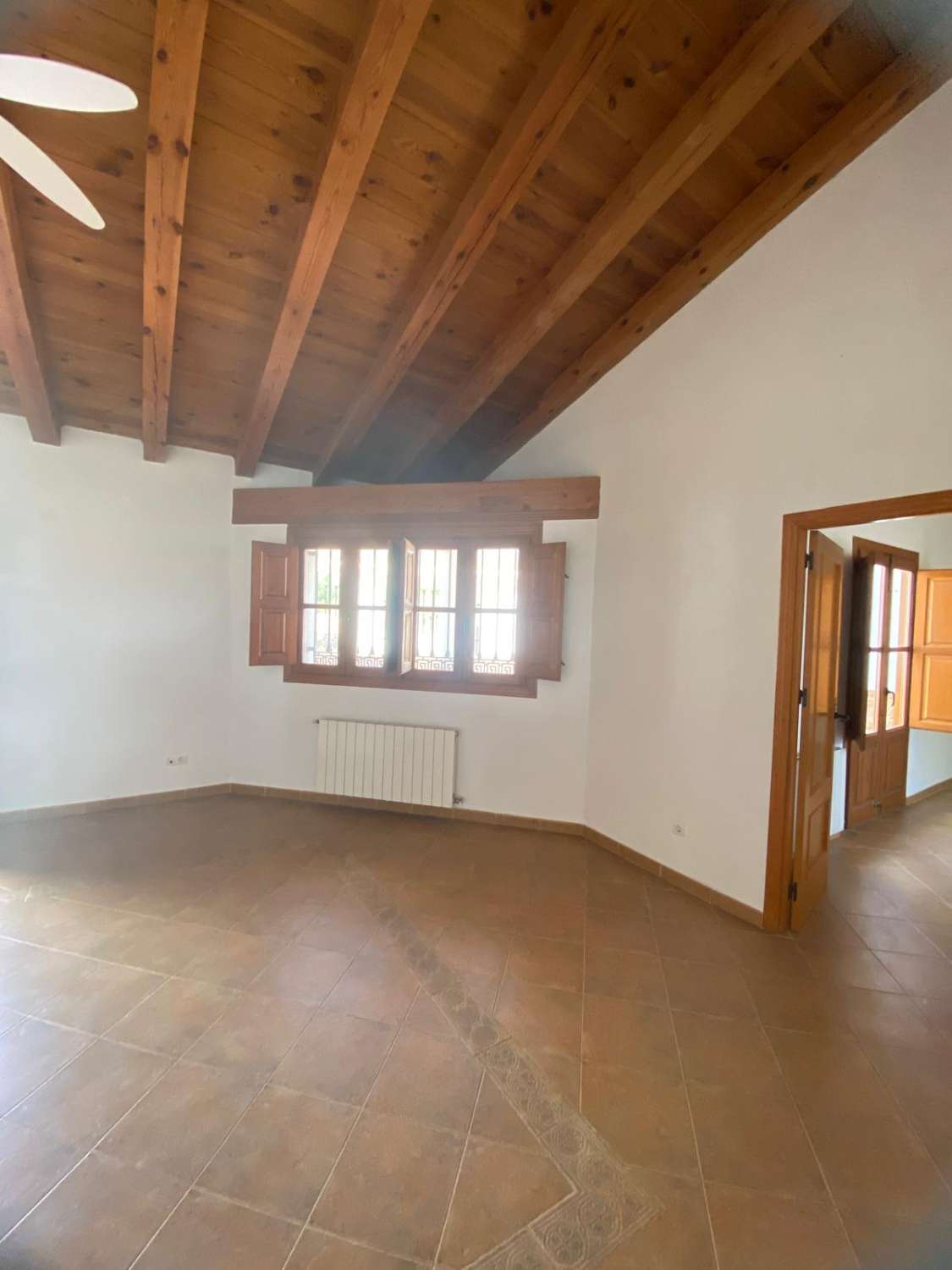 Impresionante villa con piscina y terreno en Vélez Blanco