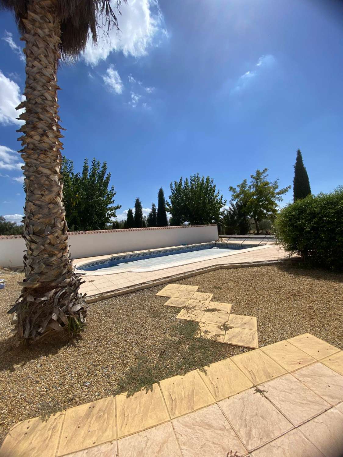 Impresionante villa con piscina y terreno en Vélez Blanco