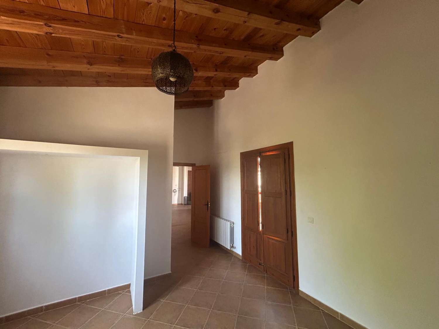 Impresionante villa con piscina y terreno en Vélez Blanco