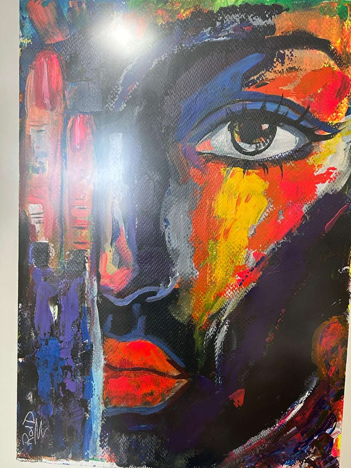 Casa adosada de 4 dormitorios bellamente modernizada con patio en Vélez Blanco