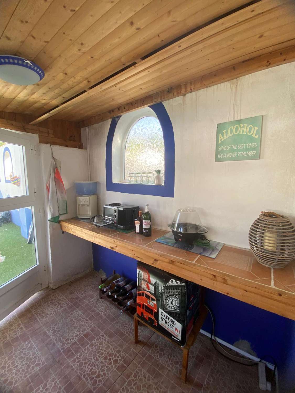 Impresionante villa con piscina y terreno en la codiciada zona de Oria