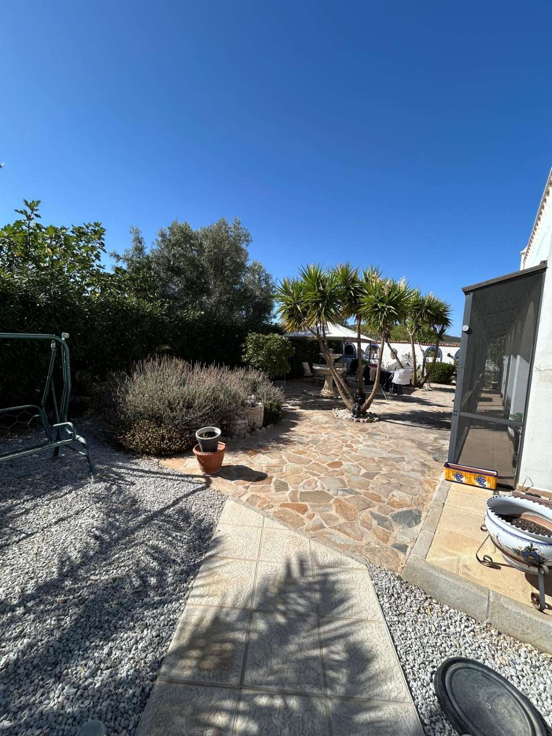 Impresionante villa con piscina y terreno en la codiciada zona de Oria