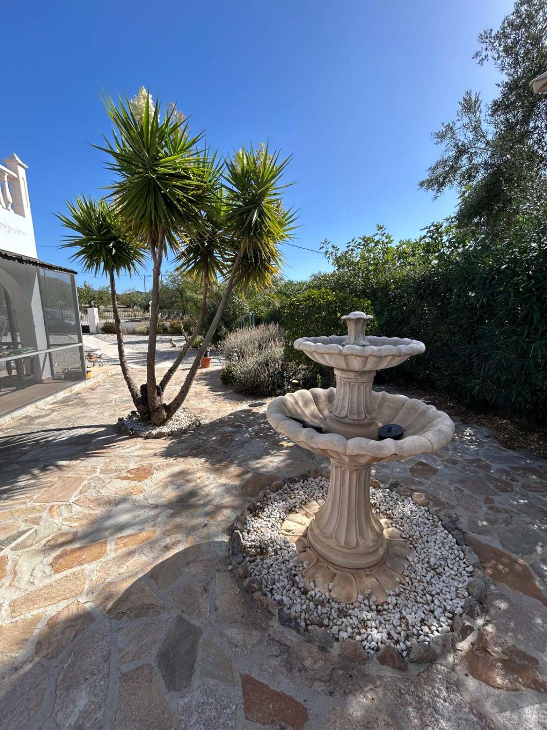 Impresionante villa con piscina y terreno en la codiciada zona de Oria