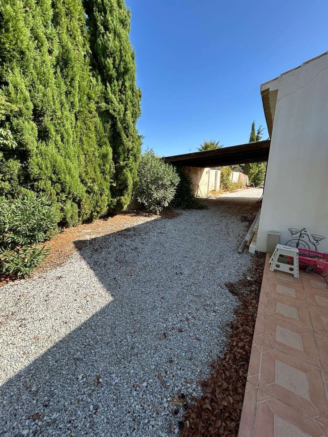 Impresionante villa con piscina y terreno en la codiciada zona de Oria