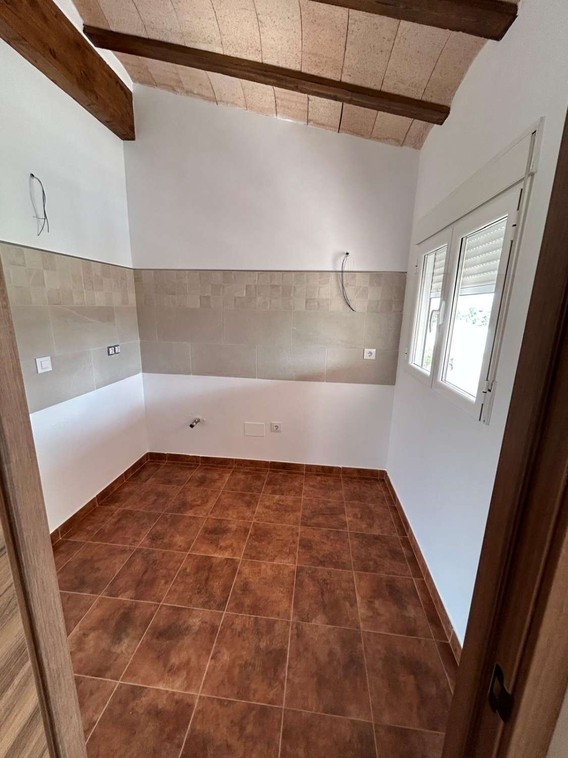 Casa nueva de 4 dormitorios y 3 baños en el Piar.