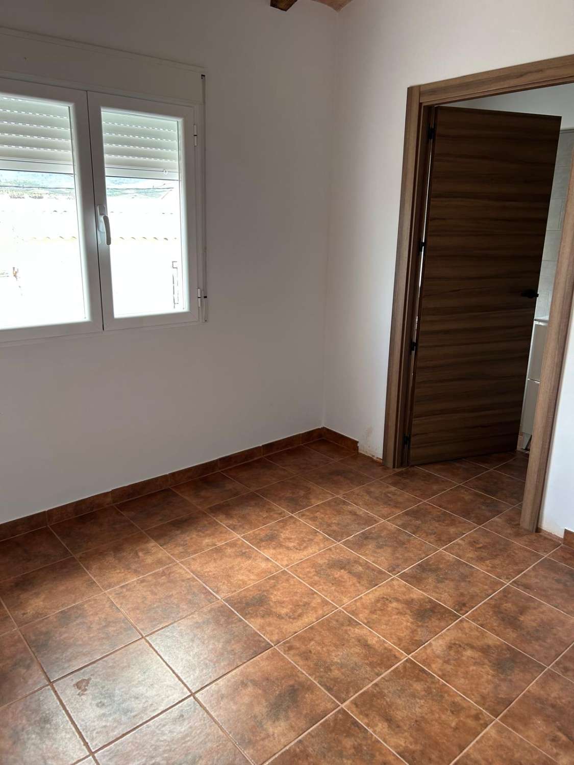 Casa nueva de 4 dormitorios y 3 baños en el Piar.