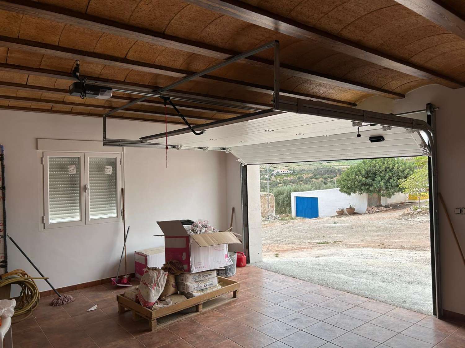 Casa nueva de 4 dormitorios y 3 baños en el Piar.