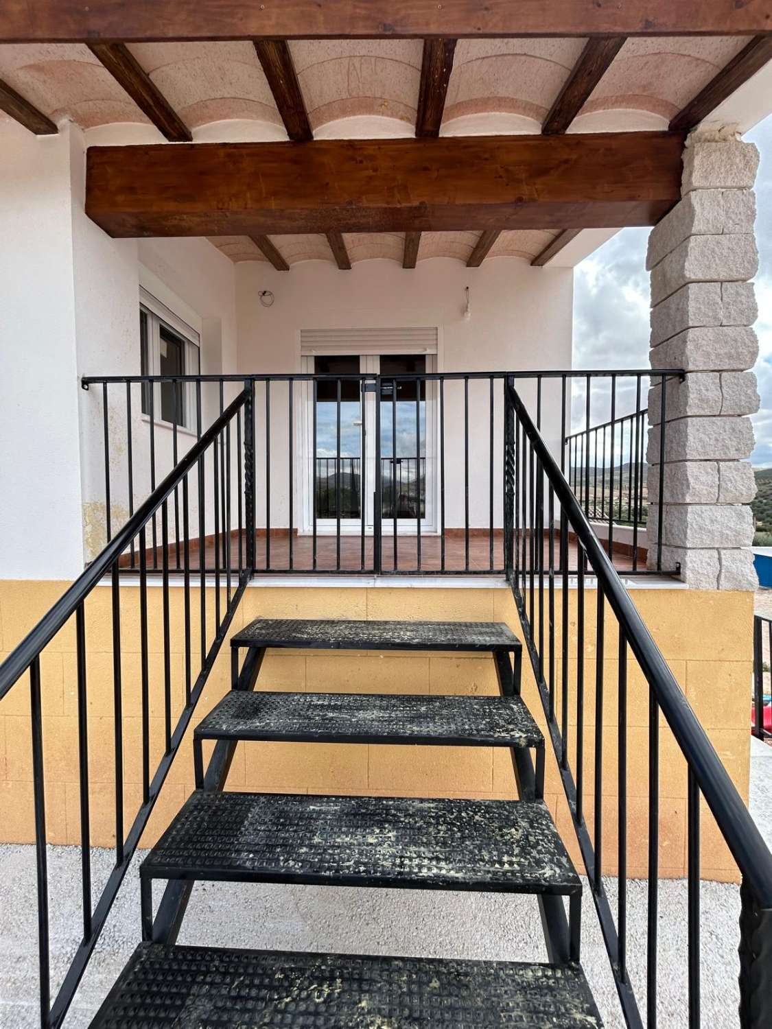 Casa nueva de 4 dormitorios y 3 baños en el Piar.