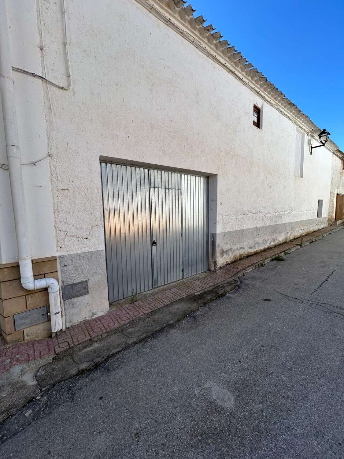Casa en Chirivel - 2 casas en una con garaje y espacio exterior