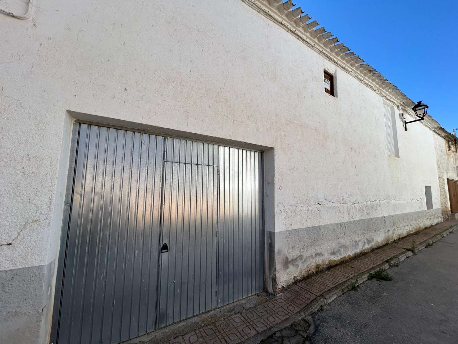Casa en Chirivel - 2 casas en una con garaje y espacio exterior