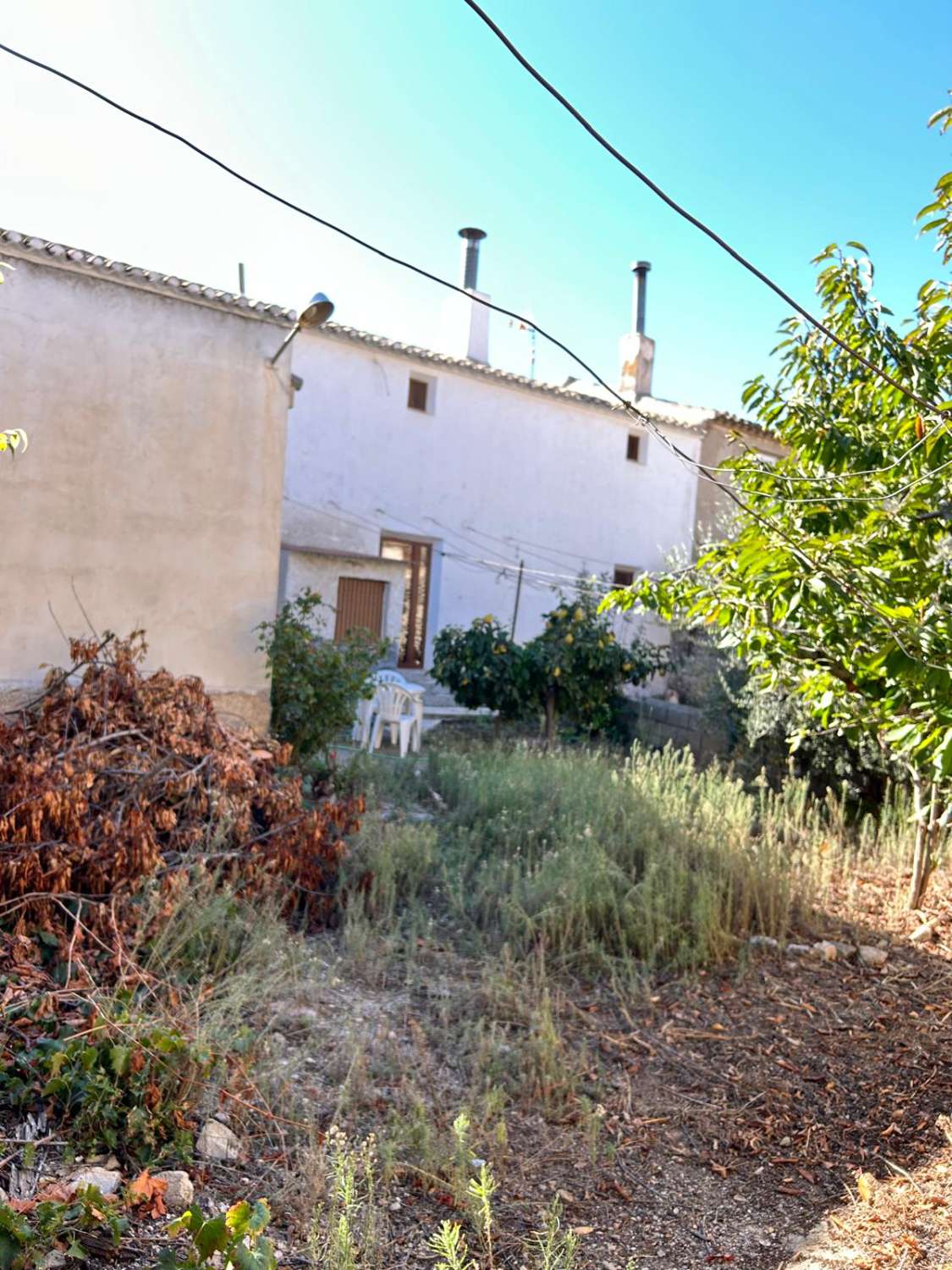 Casa en Chirivel - 2 casas en una con garaje y espacio exterior