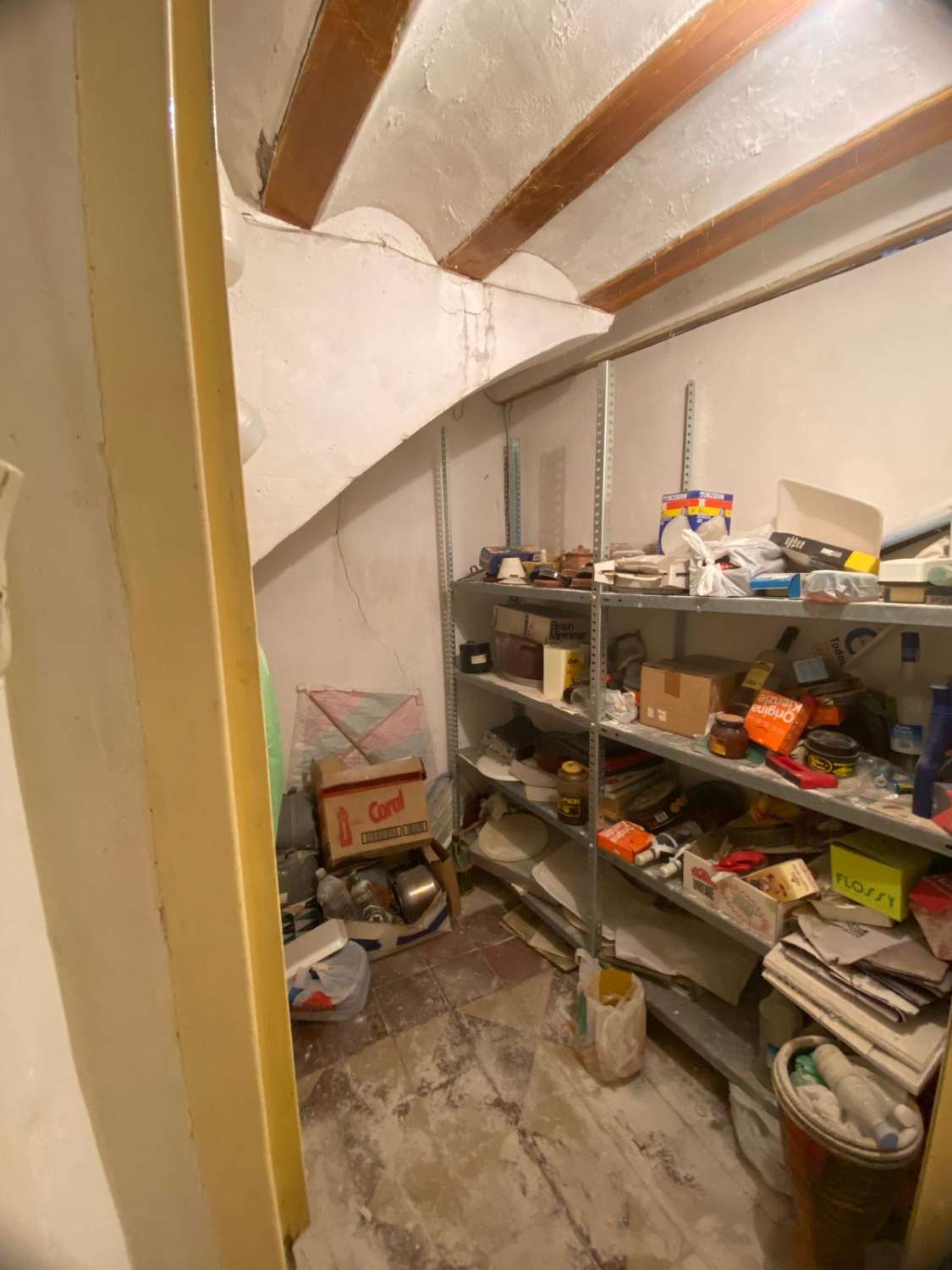 2 grandes casas unidas en 1 con garaje