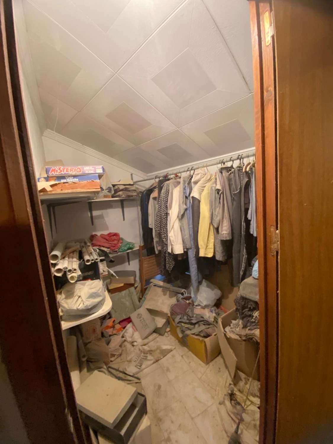 2 grandes casas unidas en 1 con garaje