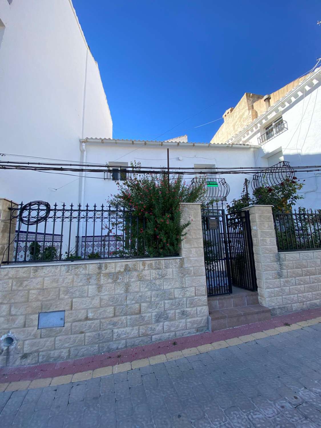 Hermosa casa de 4 dormitorios y 2 baños en una posición privilegiada en Vélez Blanco