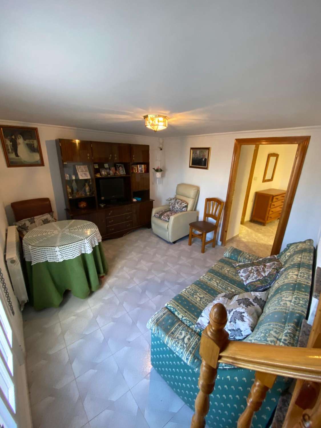 Hermosa casa de 4 dormitorios y 2 baños en una posición privilegiada en Vélez Blanco