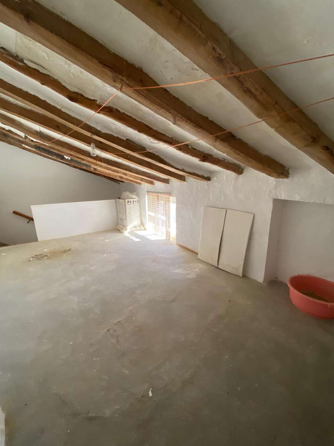 Hermosa casa de 4 dormitorios y 2 baños en una posición privilegiada en Vélez Blanco