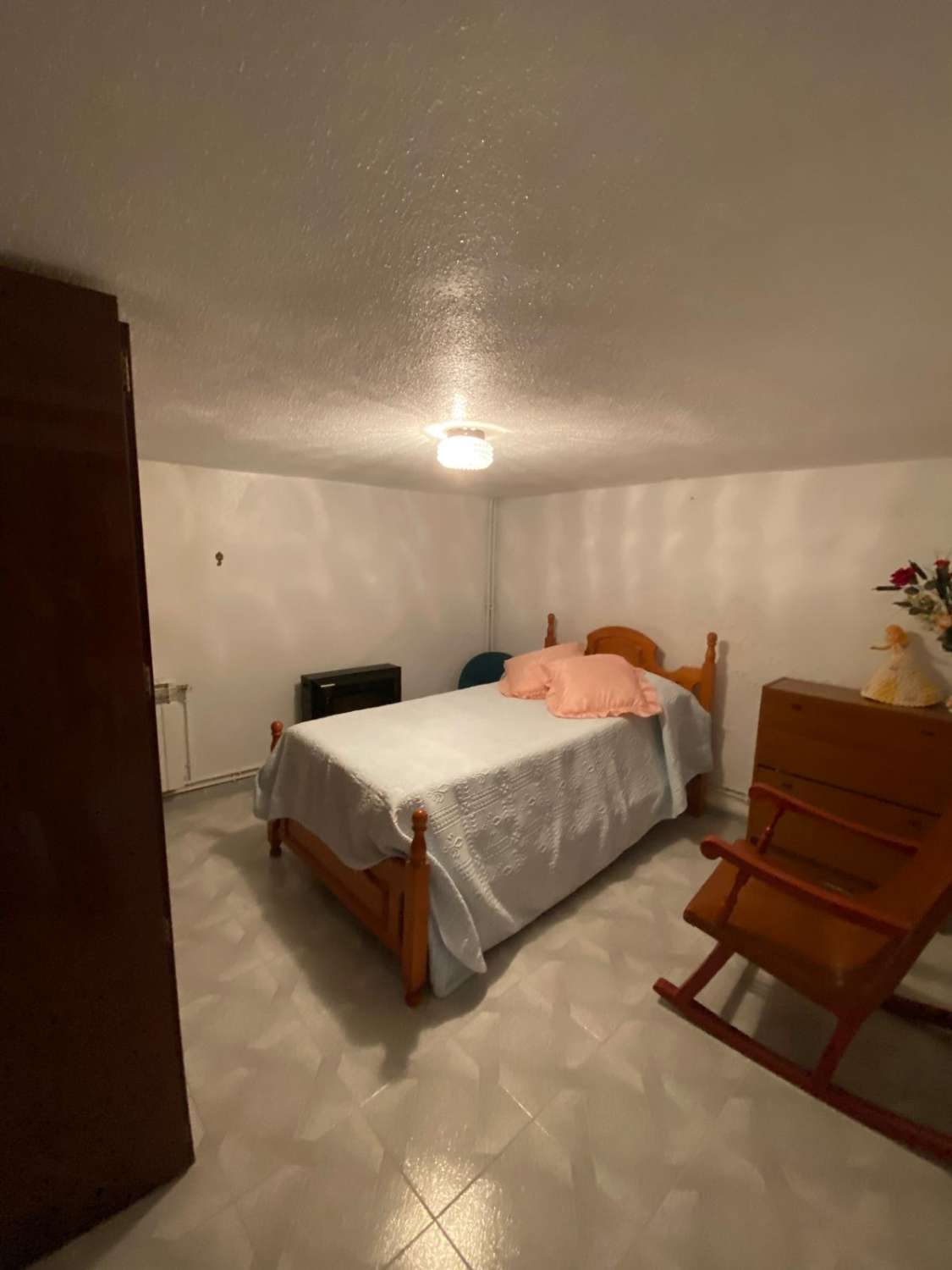 Hermosa casa de 4 dormitorios y 2 baños en una posición privilegiada en Vélez Blanco