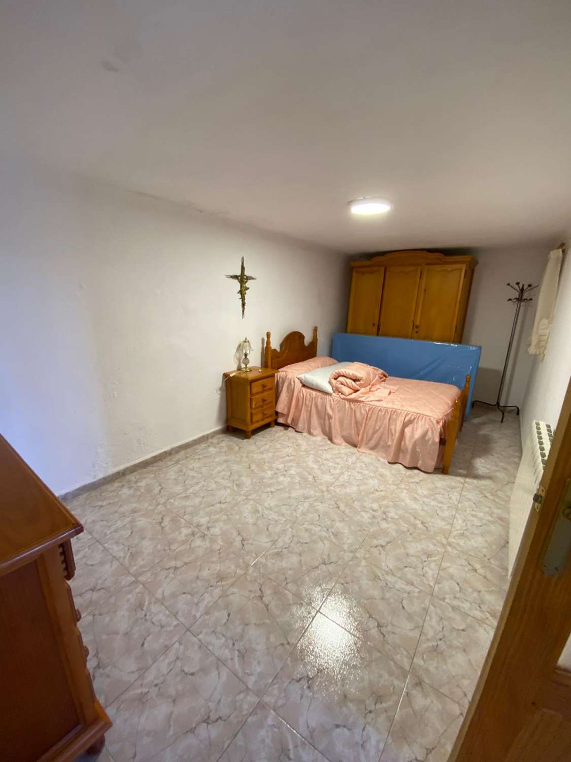 Hermosa casa de 4 dormitorios y 2 baños en una posición privilegiada en Vélez Blanco