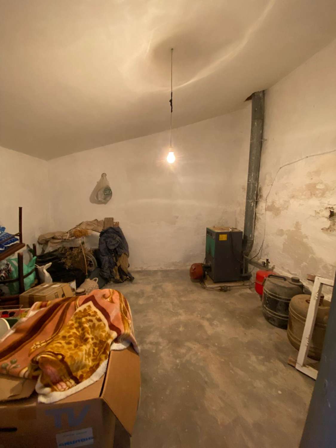 Hermosa casa de 4 dormitorios y 2 baños en una posición privilegiada en Vélez Blanco