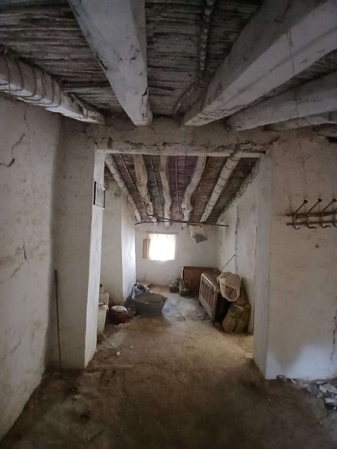 Excellent investment 3 bed house with outside garden and patio in the heart of Chirivel