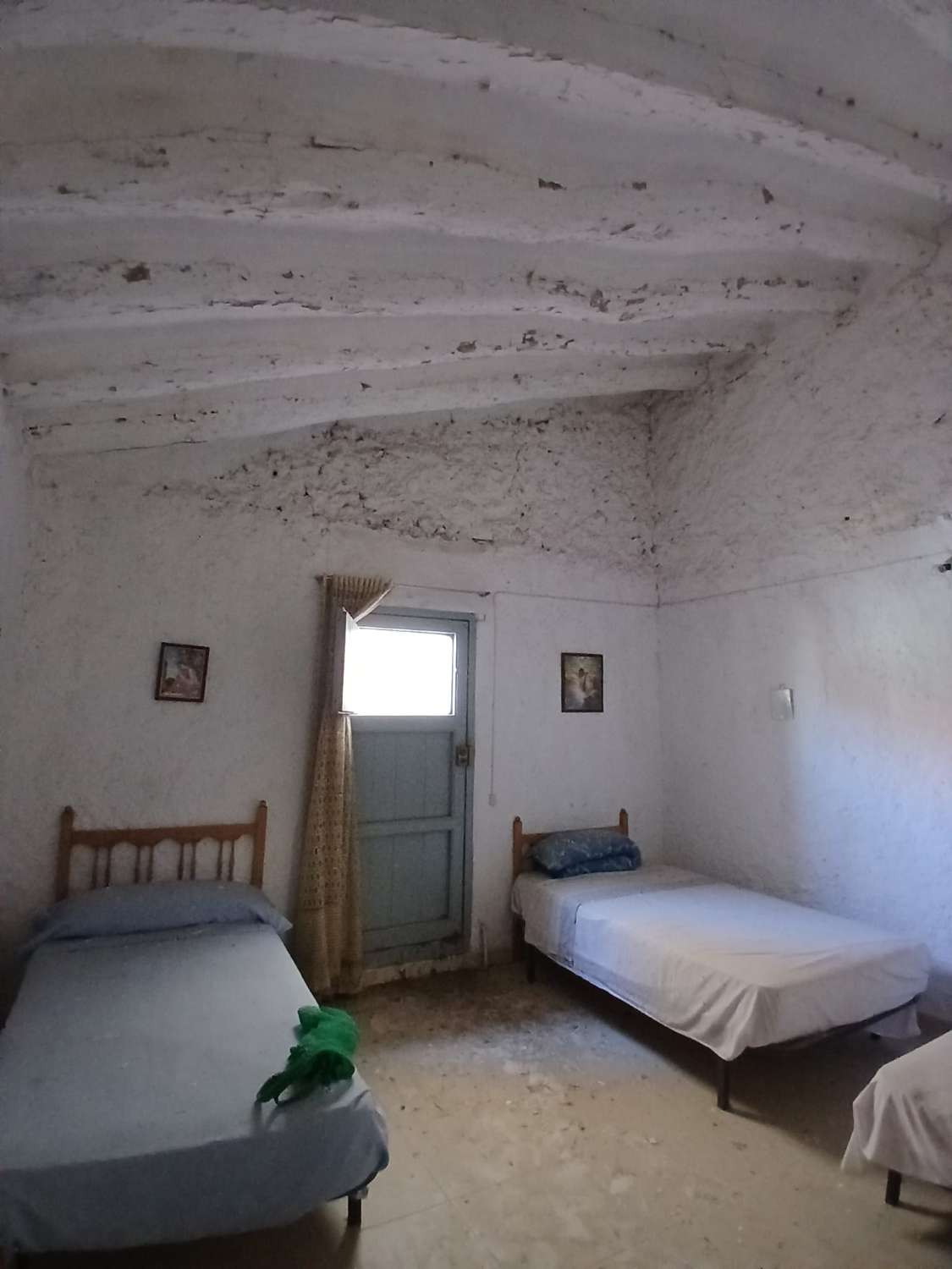 Casa en Vélez Rubio con gran jardín