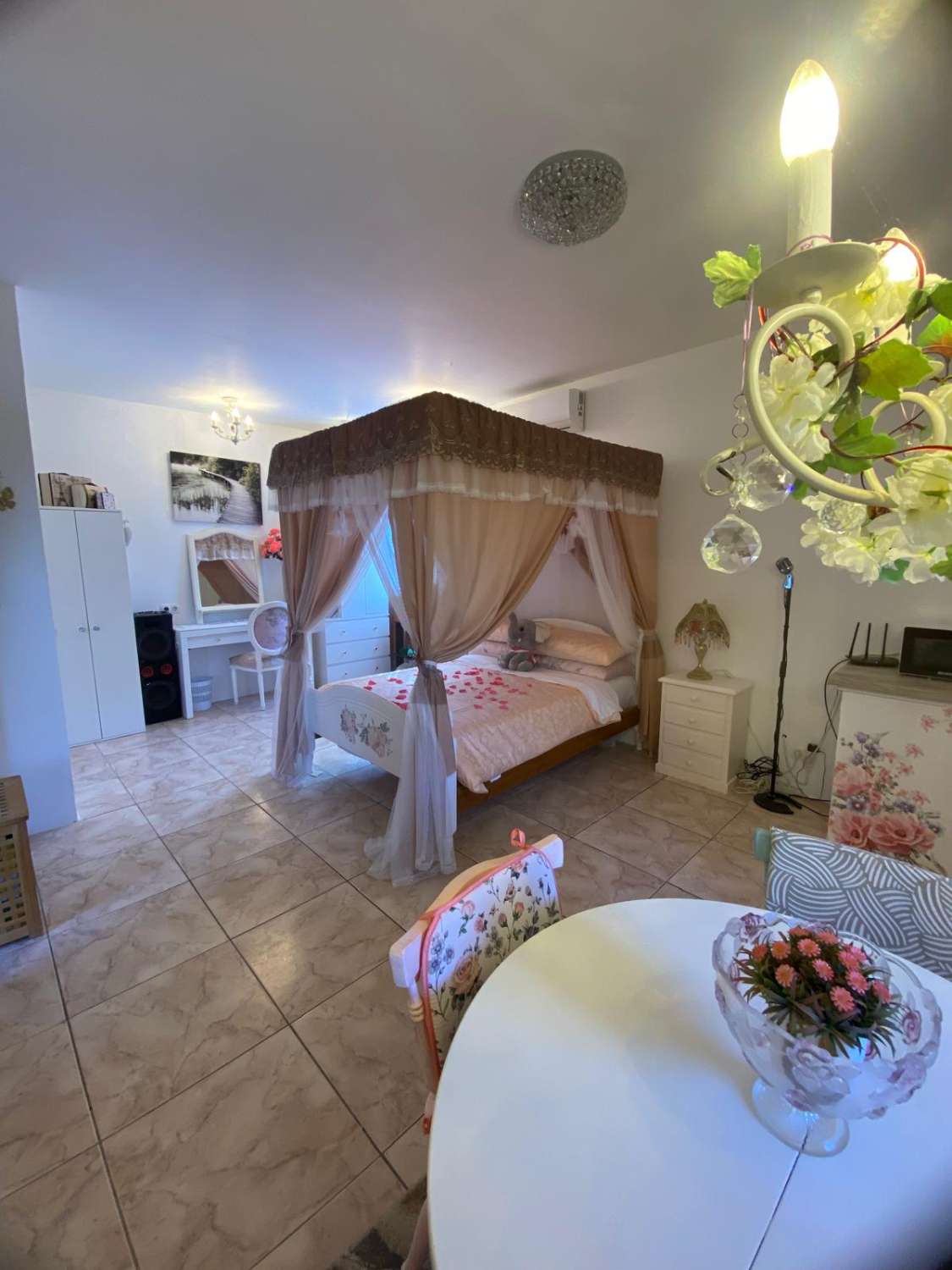 Stunning 3 bed, 3 bath Villa with pool and gardens in Partaloa