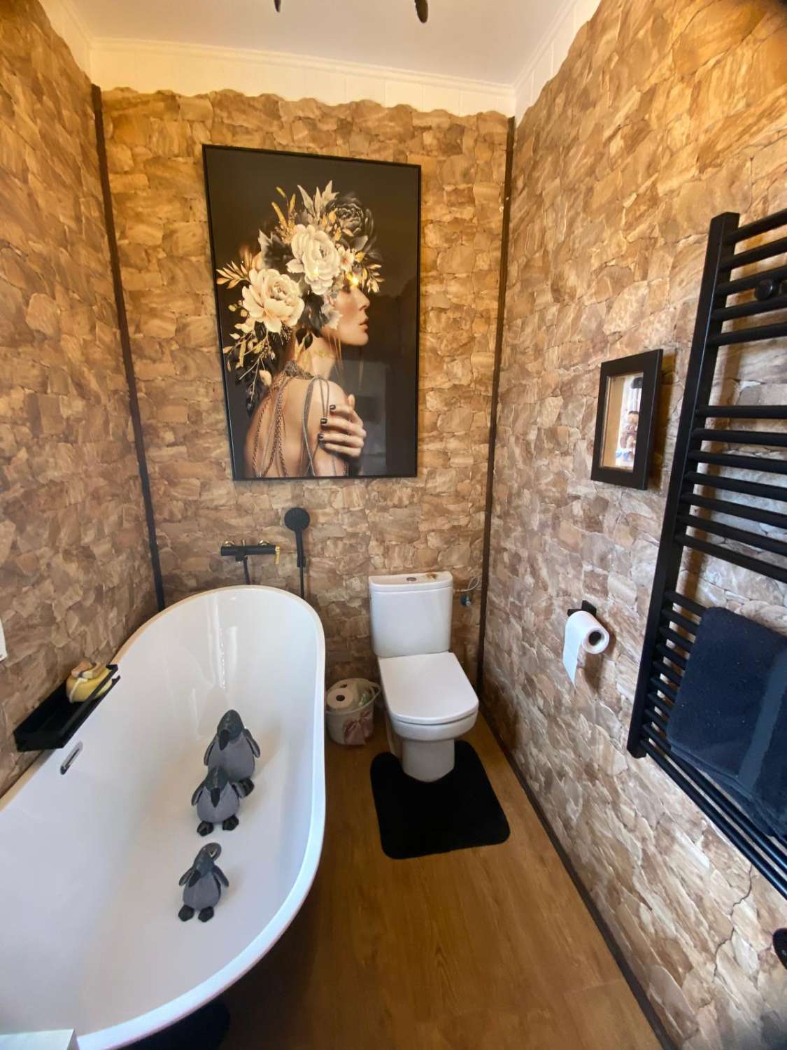 Stunning 3 bed, 3 bath Villa with pool and gardens in Partaloa