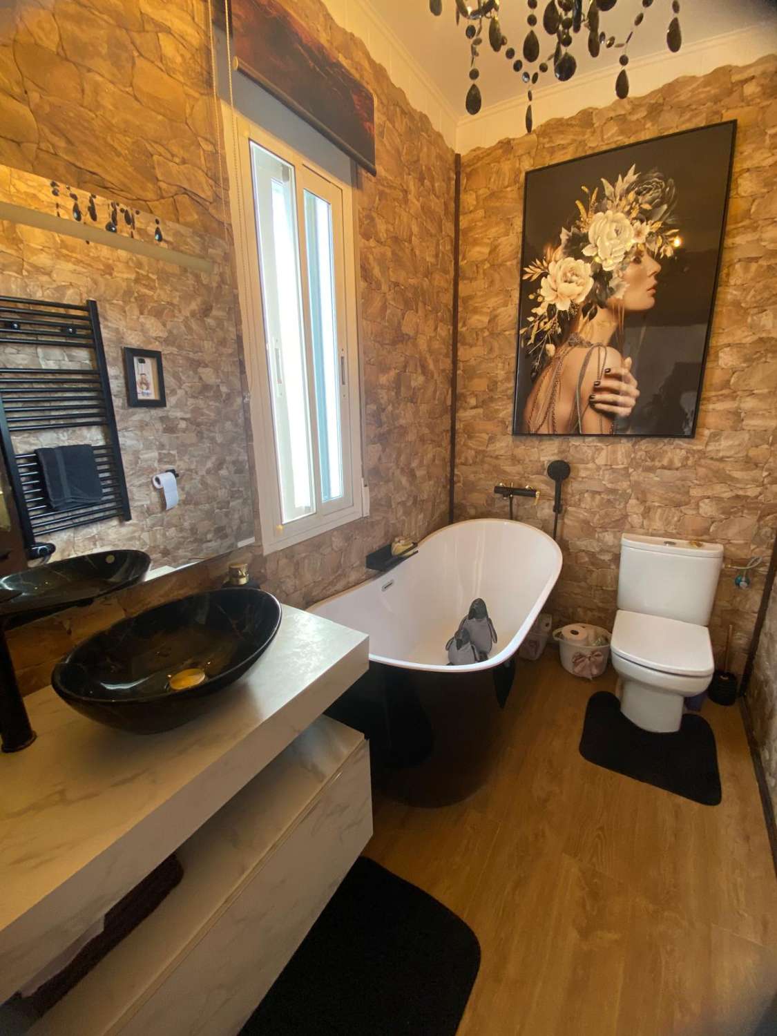 Stunning 3 bed, 3 bath Villa with pool and gardens in Partaloa