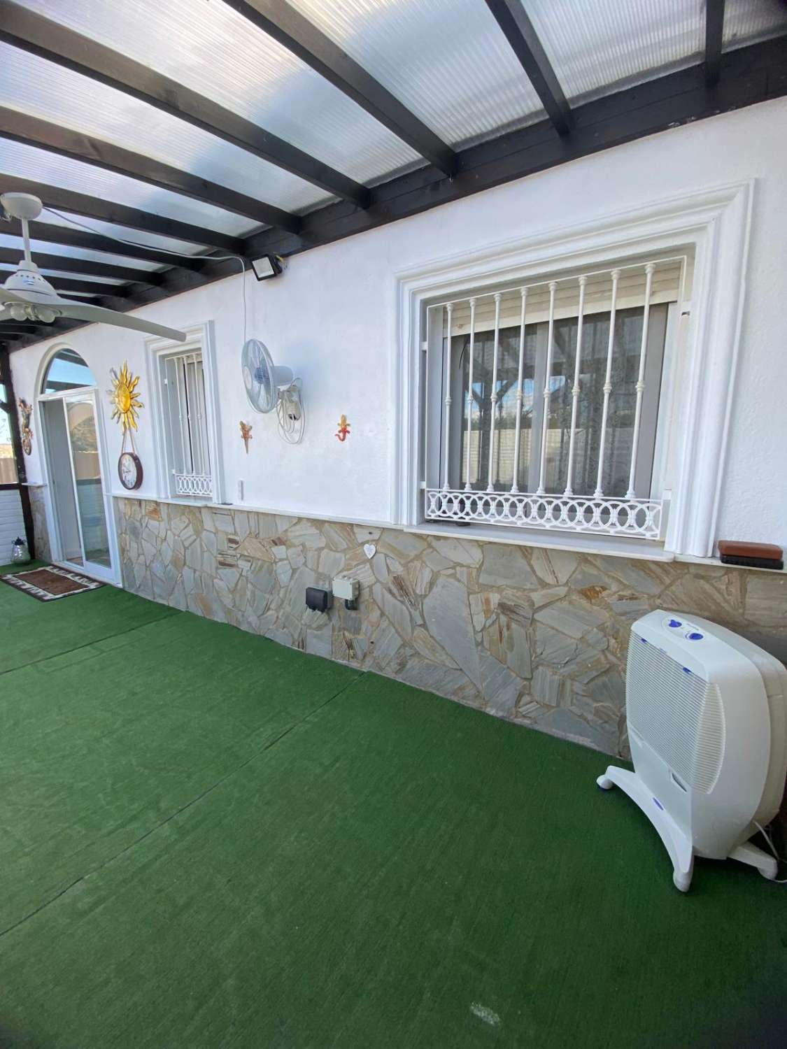 Stunning 3 bed, 3 bath Villa with pool and gardens in Partaloa