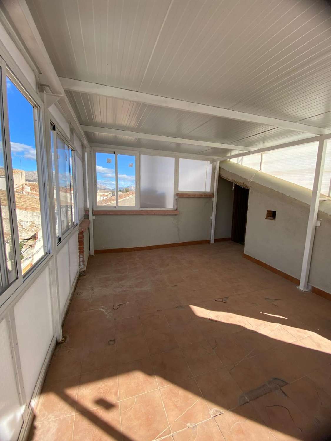 3 storey house in heart of Chirivel with sun terrace