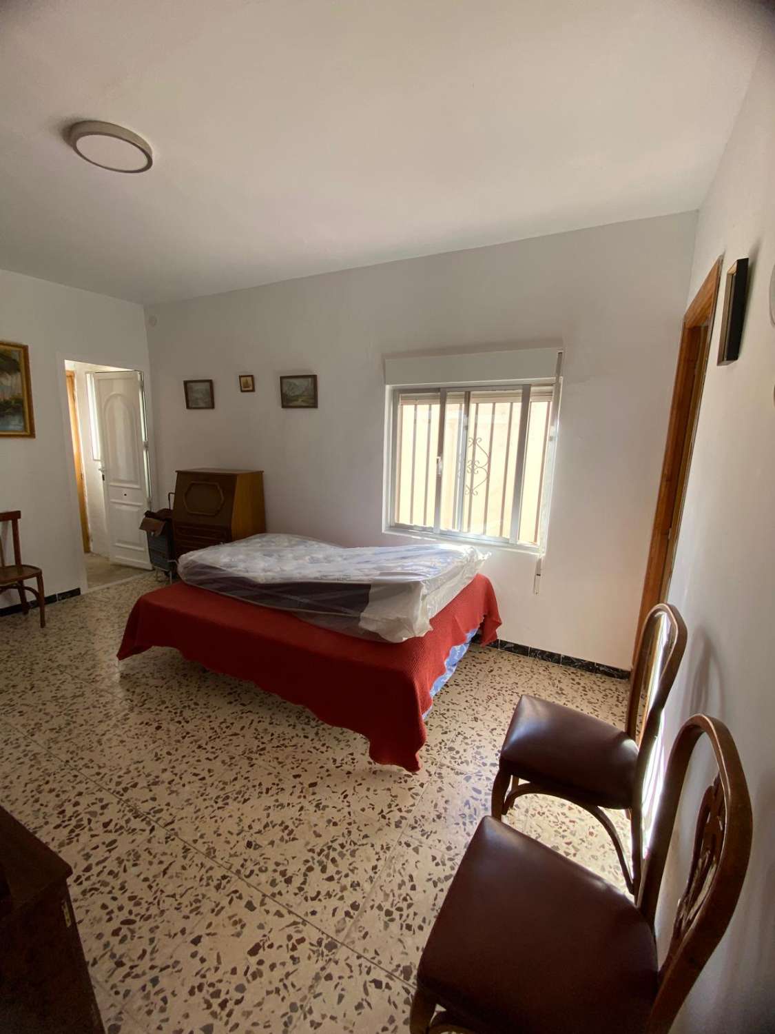 3 storey house in heart of Chirivel with sun terrace