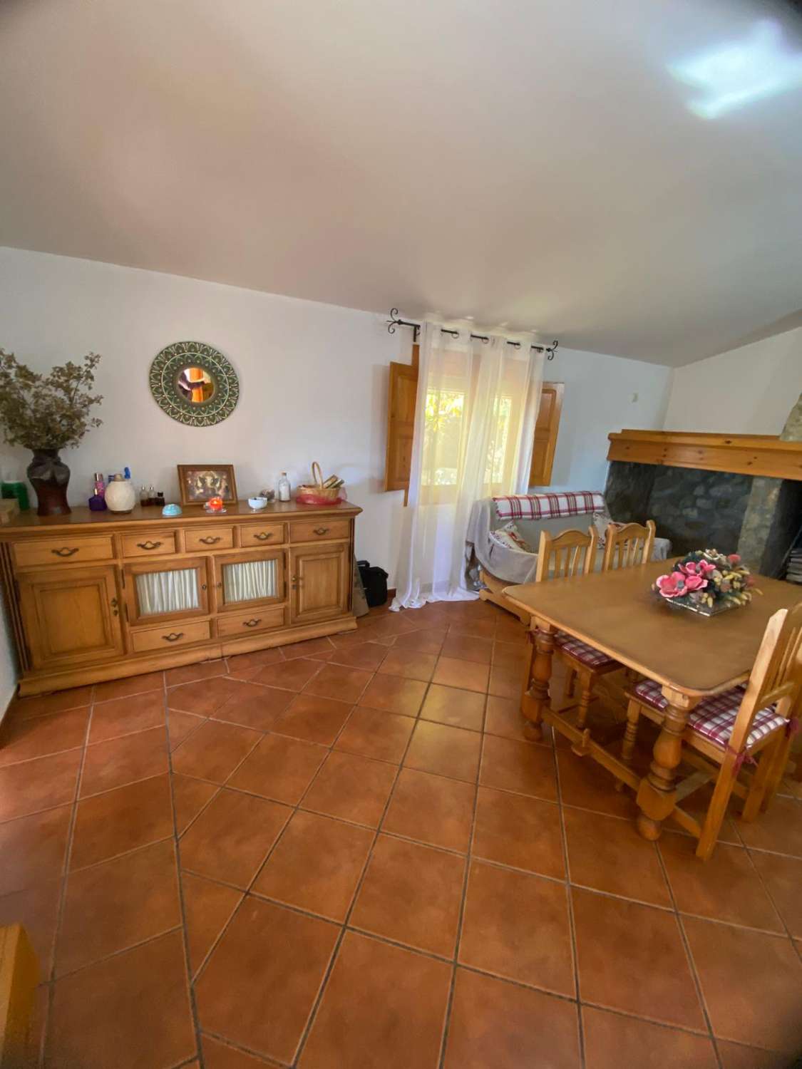 Preciosa casa de campo en zona tranquila a las afueras de Vélez Blanco con terreno de 2900m2