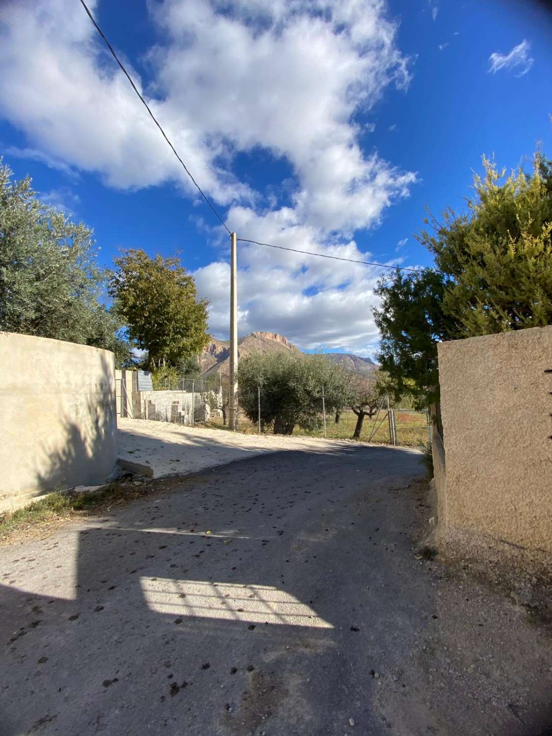Preciosa casa de campo en zona tranquila a las afueras de Vélez Blanco con terreno de 2900m2