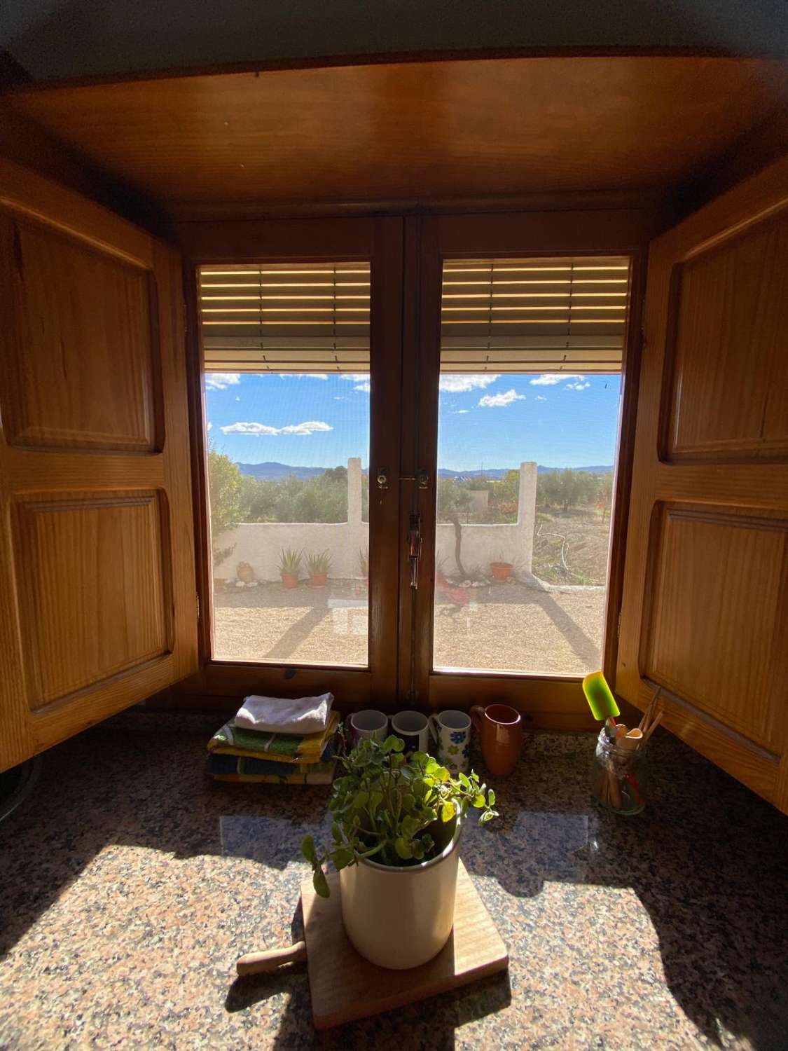 Preciosa casa de campo en zona tranquila a las afueras de Vélez Blanco con terreno de 2900m2