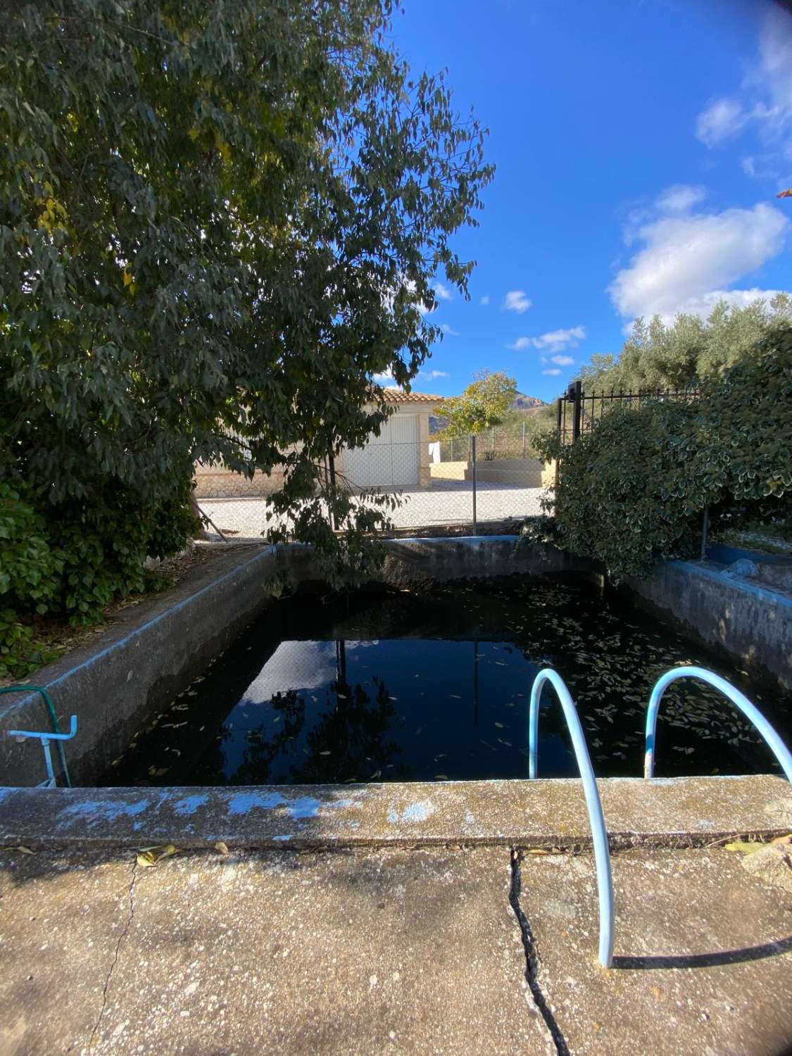 Preciosa casa de campo en zona tranquila a las afueras de Vélez Blanco con terreno de 2900m2