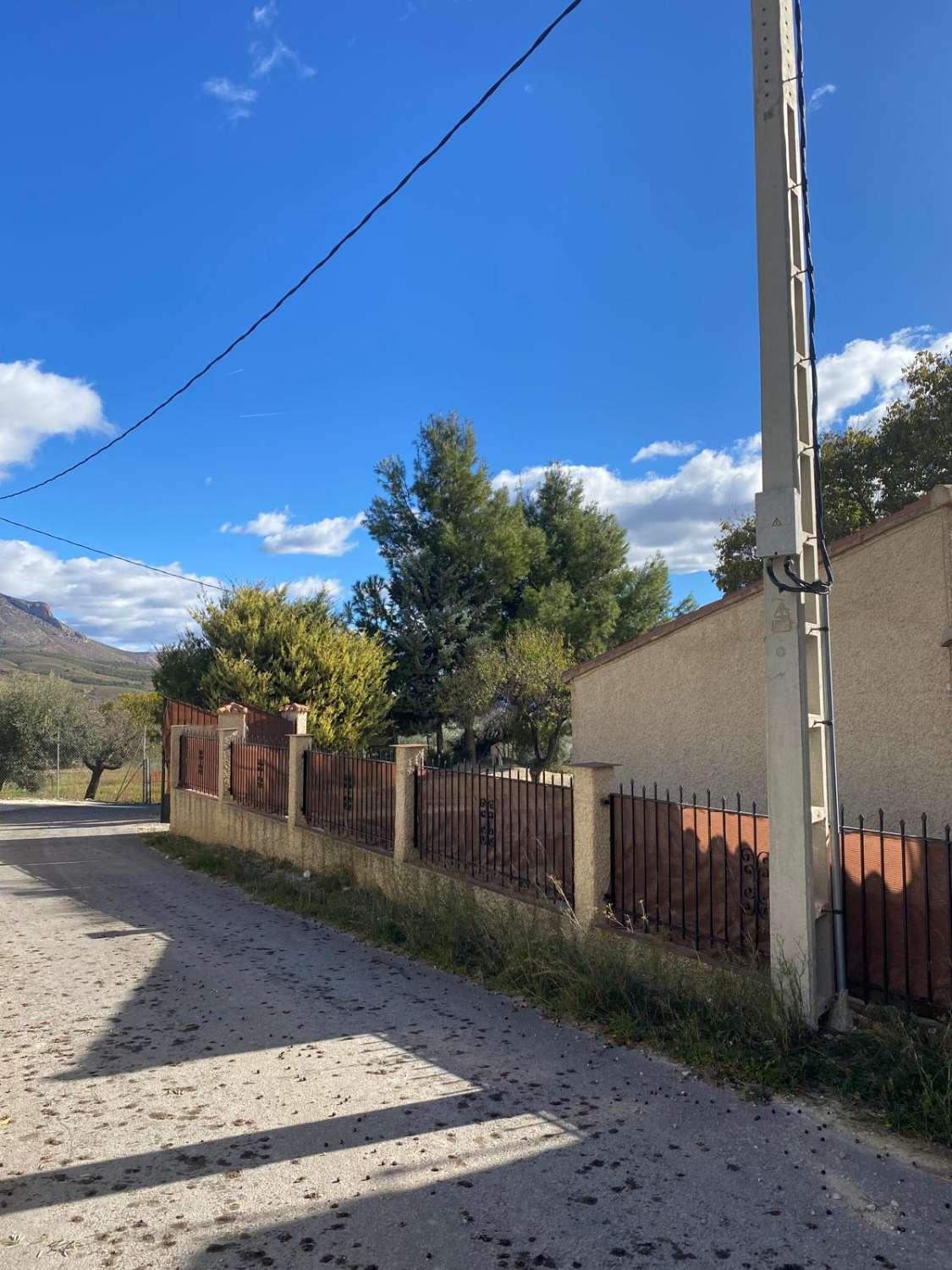Preciosa casa de campo en zona tranquila a las afueras de Vélez Blanco con terreno de 2900m2