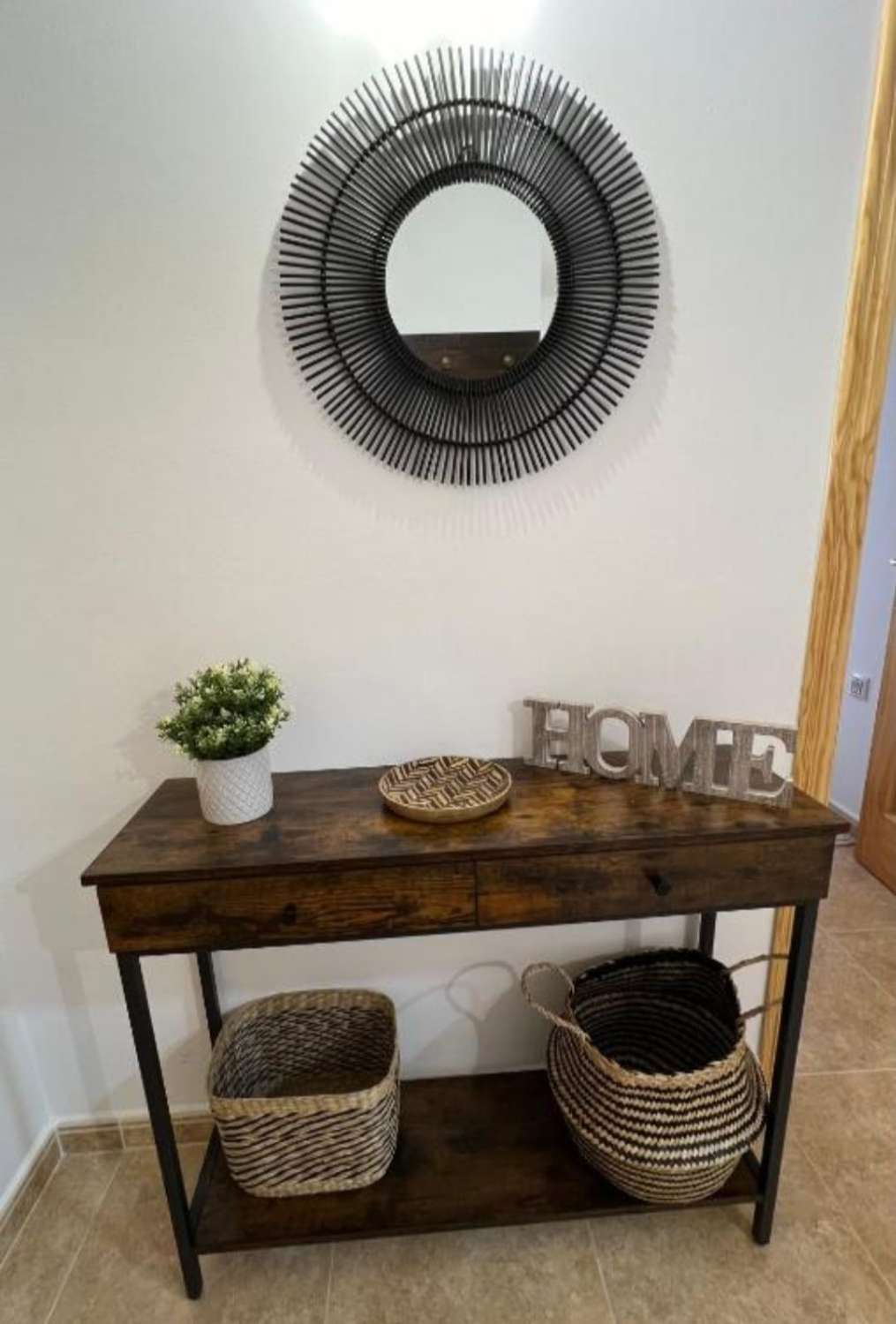 Stunning  3 Bed, 2 bath 2nd Floor flat