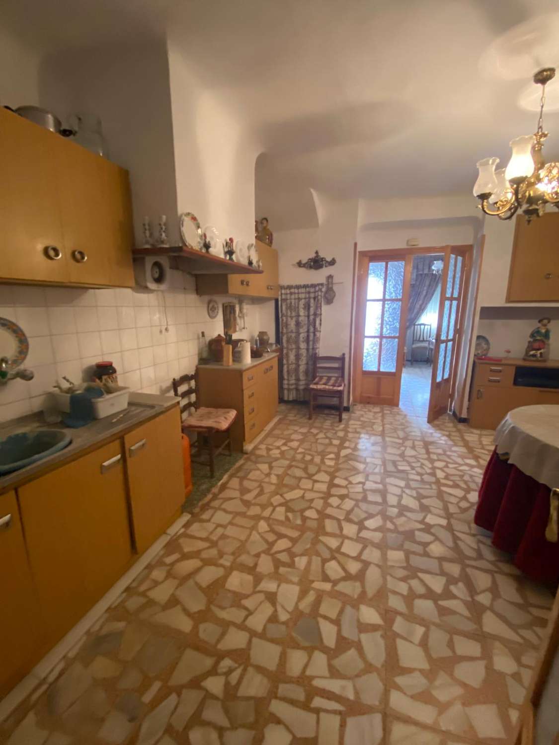 Exceptional 5 bed, 2 bath house with patio, terrace and garage in Velez Rubio