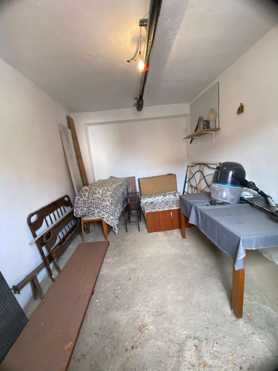 Exceptional 5 bed, 2 bath house with patio, terrace and garage in Velez Rubio