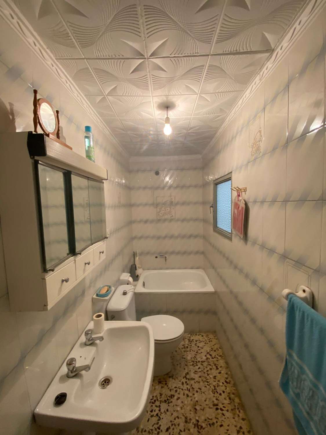 Exceptional 5 bed, 2 bath house with patio, terrace and garage in Velez Rubio