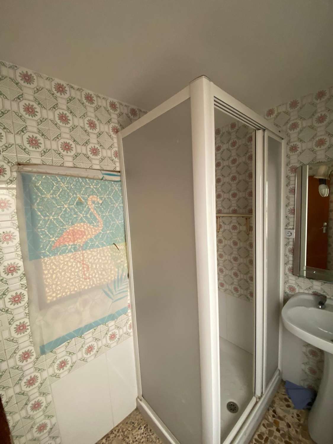 Exceptional 5 bed, 2 bath house with patio, terrace and garage in Velez Rubio