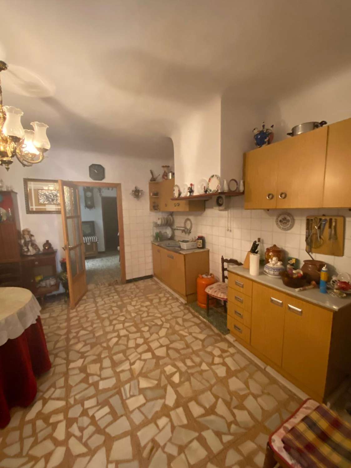 Exceptional 5 bed, 2 bath house with patio, terrace and garage in Velez Rubio