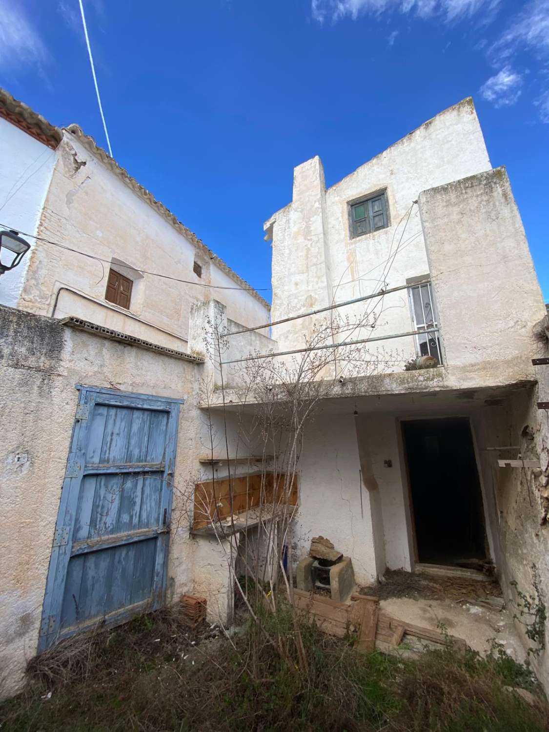 House in Velez Blanco terrace and garden.