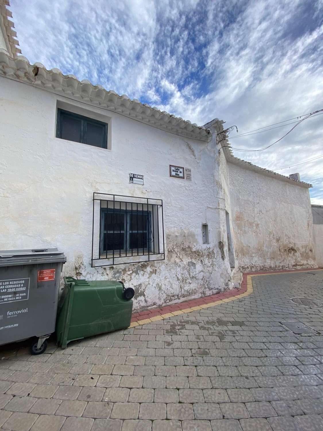 House in Velez Blanco terrace and garden.