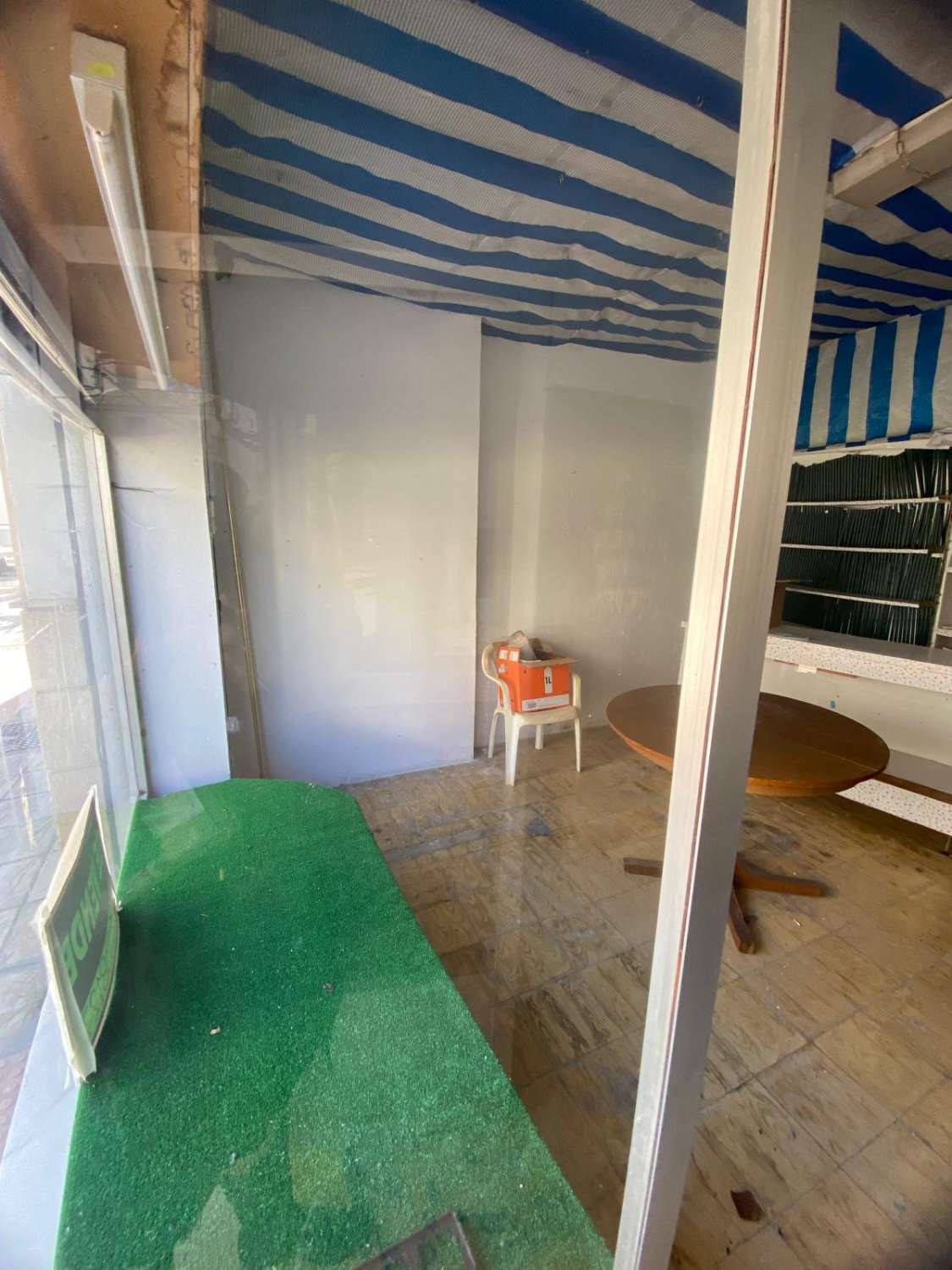 Shop in prime position in Velez Blanco´s main street