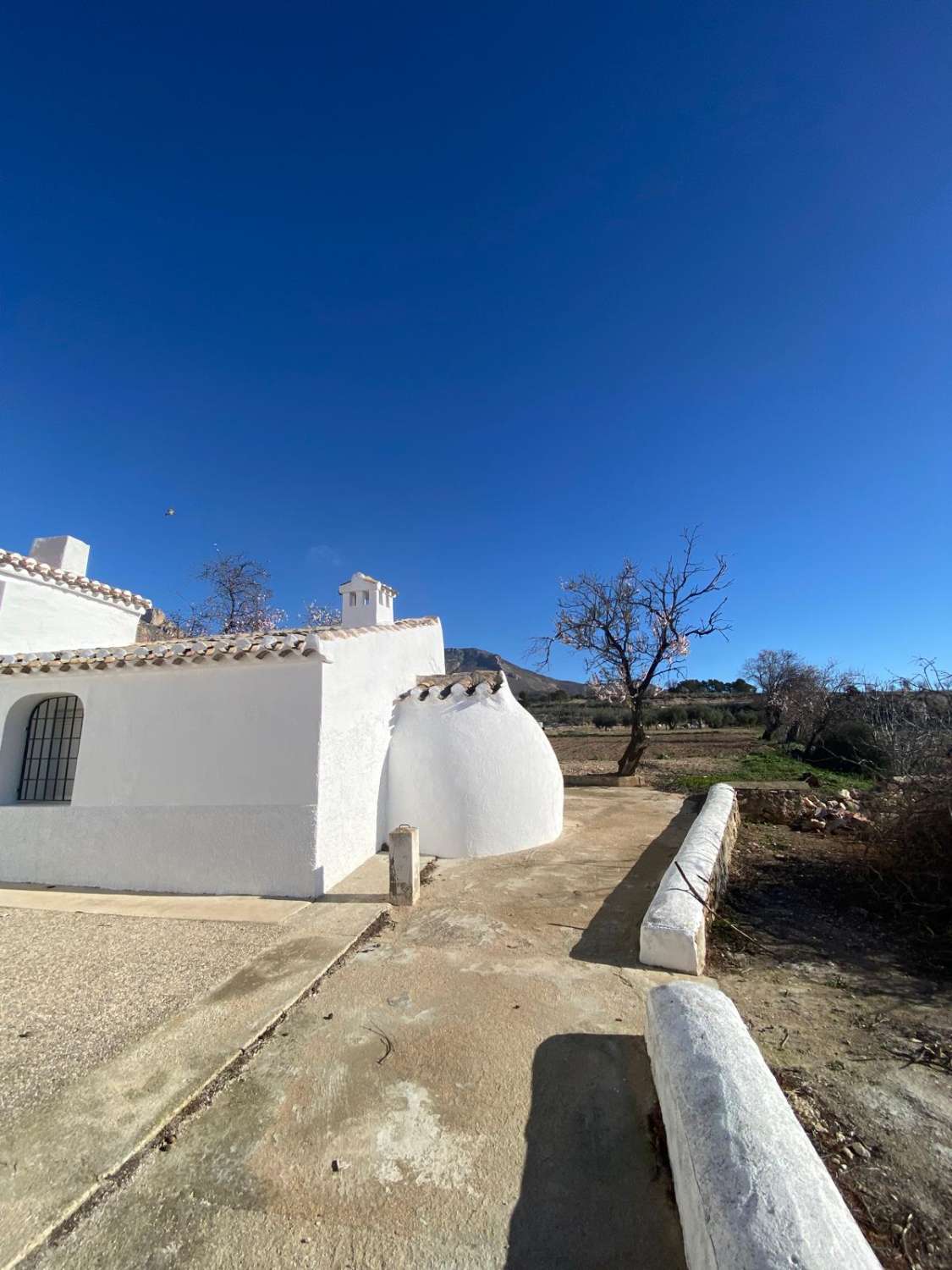 Beautiful Cortijo on the outskirts of Velez Blanco with stunning views.  3 bed, 2 bath with land