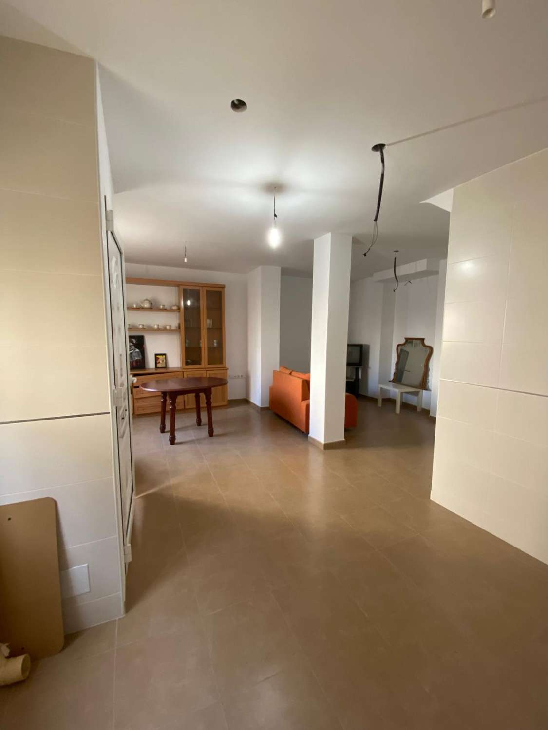 Totally reformed, 4 bed, 2 bath house in heart of Chirivel