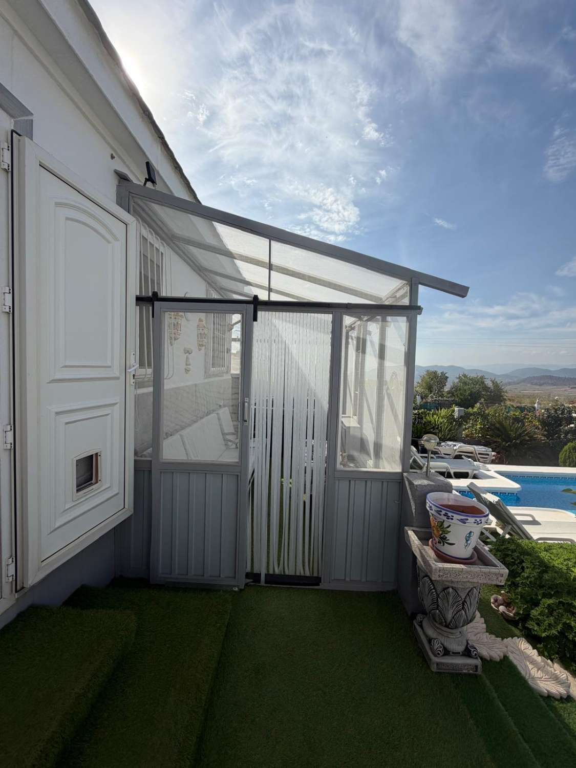 Exceptional, Superior Park Home with Private Swimming Pool, Hot Tub and breath taking views